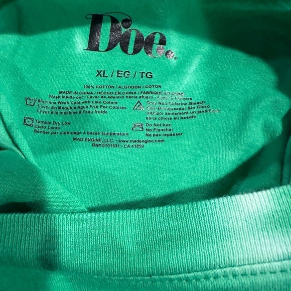 Green 100% Lucky Tee Shirt - Picture 4 of 4